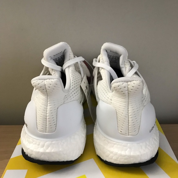 🆕 Adidas Ultraboost 1.0 Multicolor - Picture 4 of 5